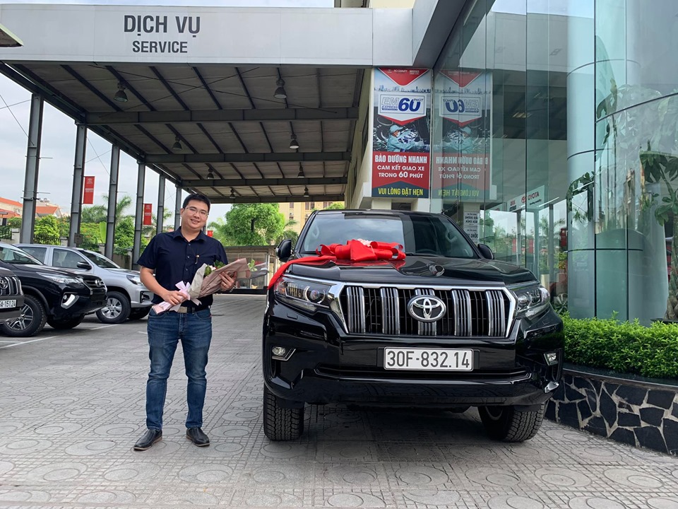Chúc mừng Anh Trần Thế Tùng - Nhận xe mới Land Cruiser Prado 2019
