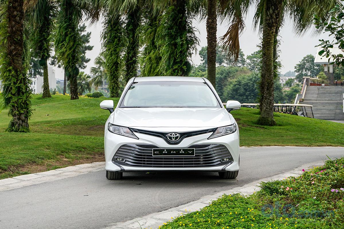 Kỷ lục doanh số toyota Camry 2019, Thay đổi để sứng đáng.