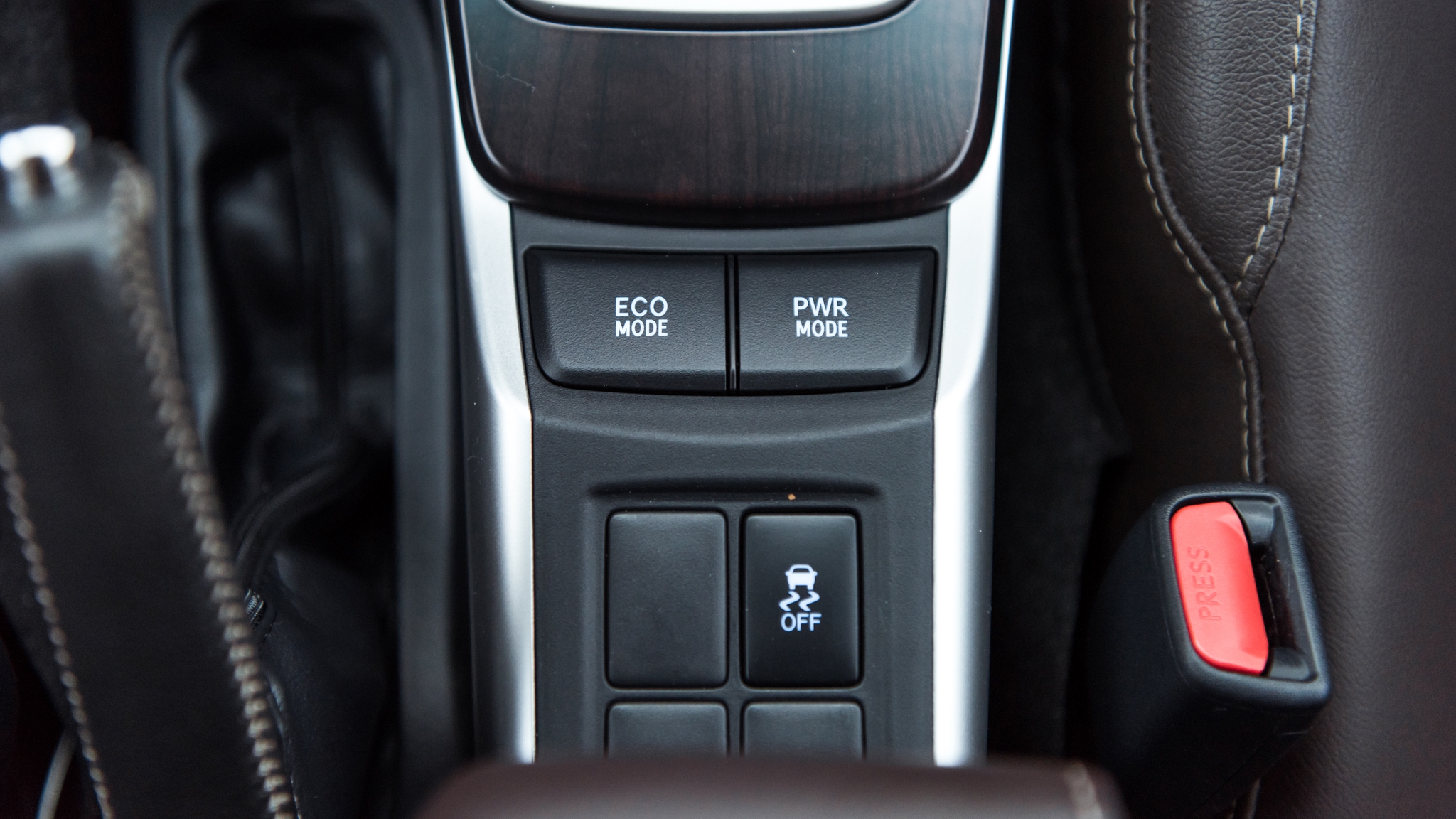 toyota-fortuner-trd-interior-autodaily-08.jpg