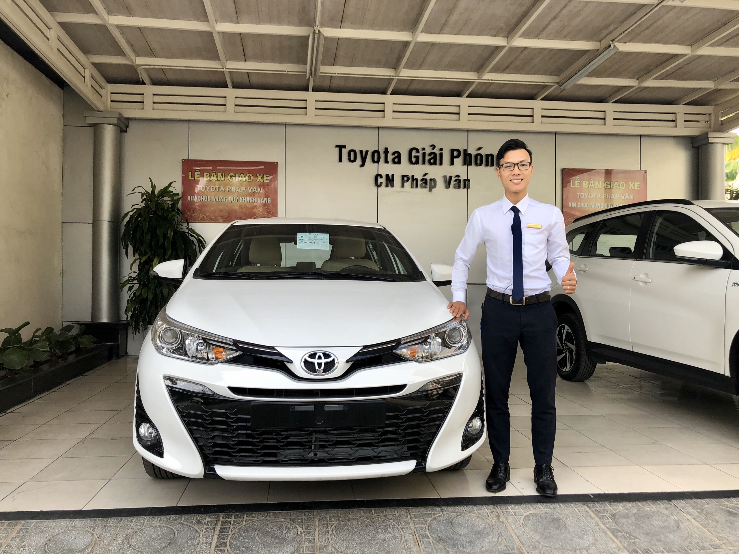 Video sản phâm Toyota Rush và Toyota Yaris - Tại Toyota Pháp vân