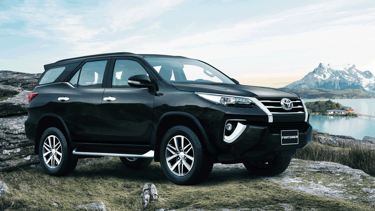 Toyota Fortuner 20192020 review GX