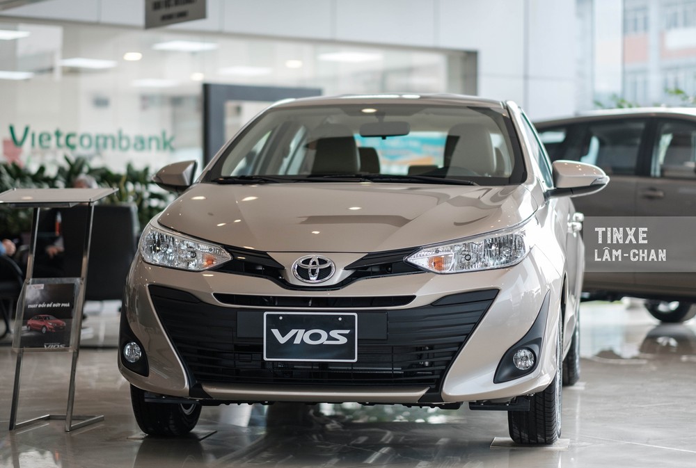 Giá xe Toyota Vios 2020 giảm còn 440 triệu đồng cạnh tranh VinFast Fadil